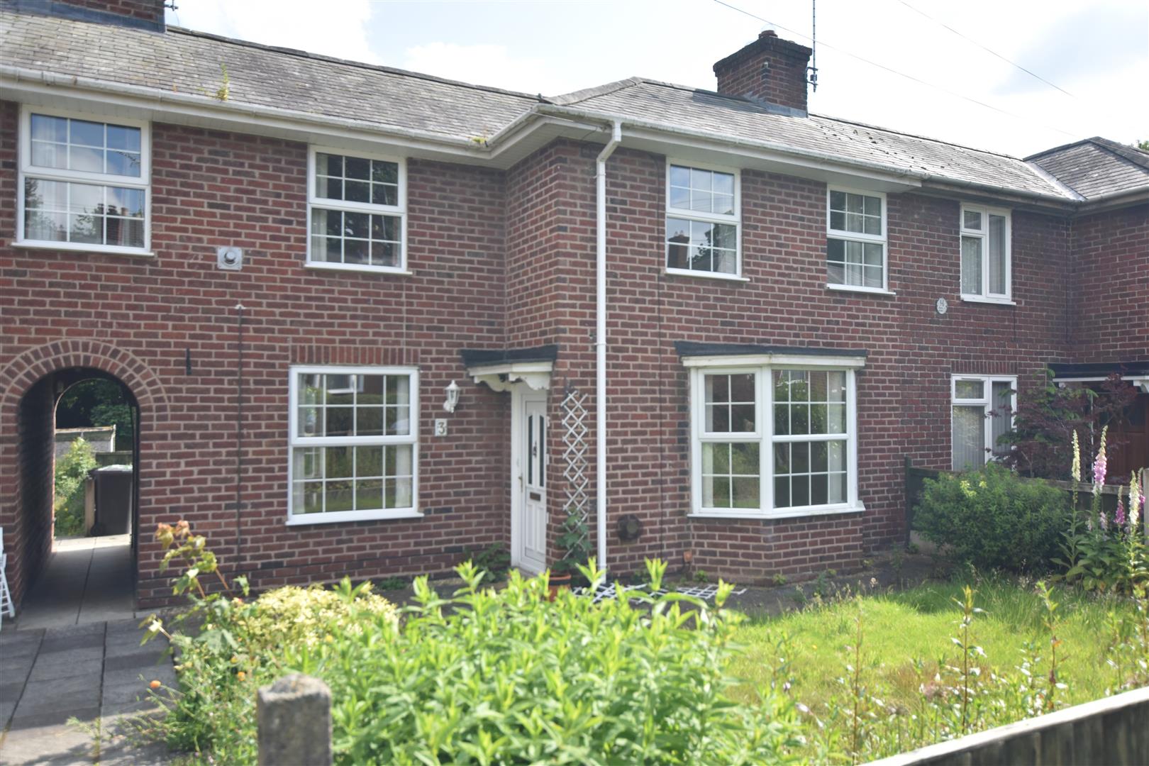 SSTC 3 Bed House mid terrace